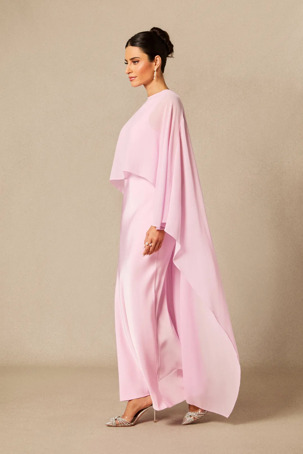 Crew Neck Sleeveless Maxi Dress with Cape