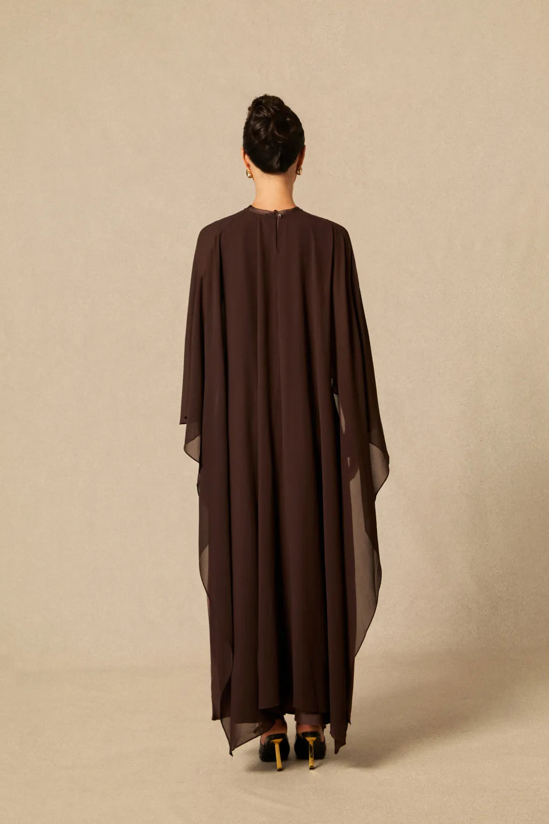 Crew Neck Sleeveless Maxi Dress with Cape