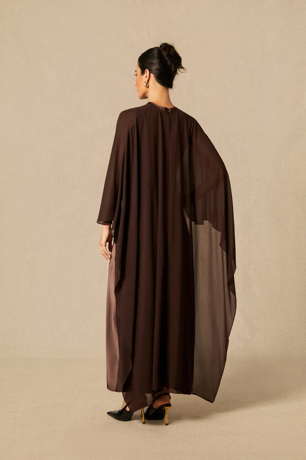 Crew Neck Sleeveless Maxi Dress with Cape