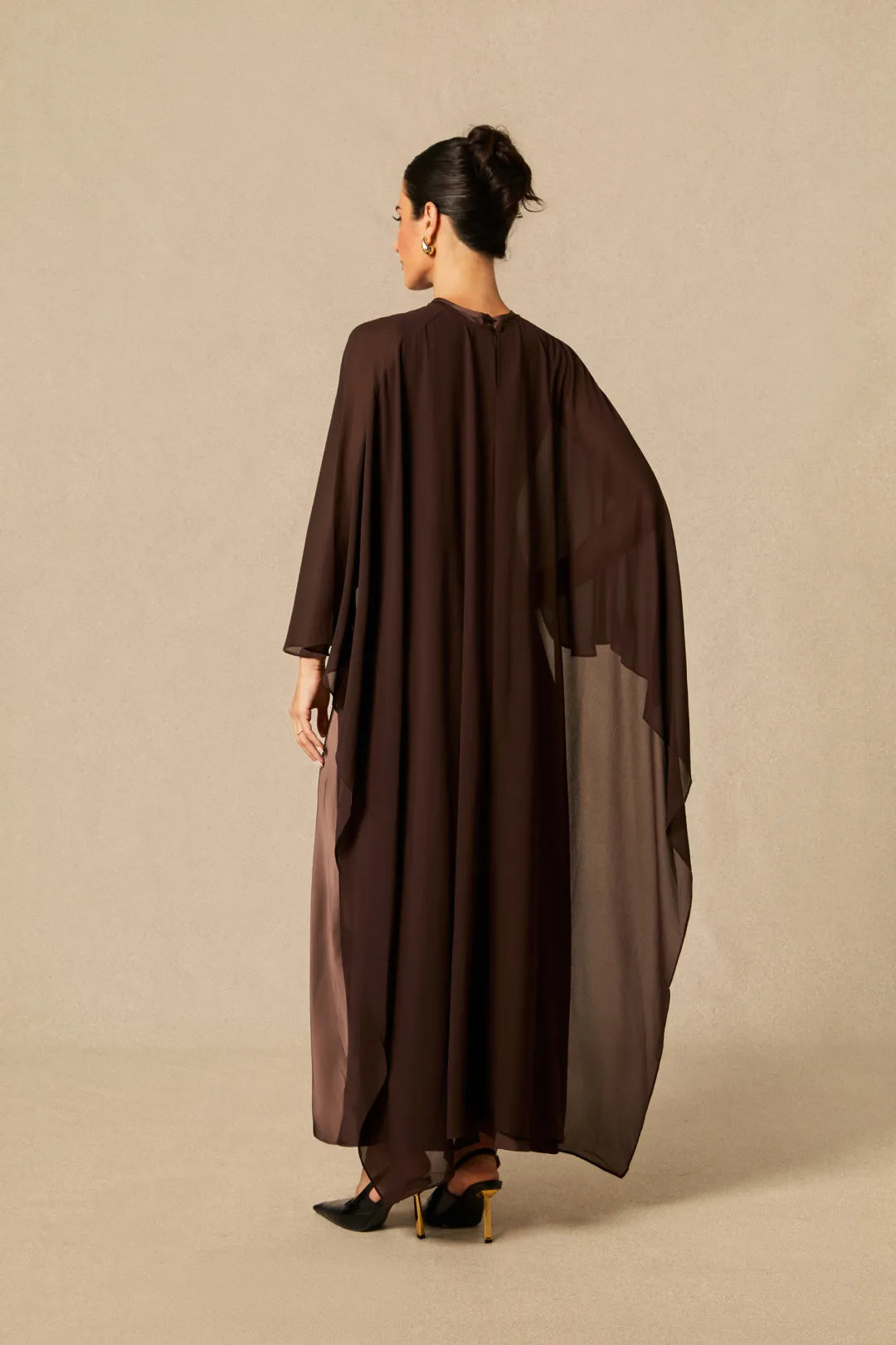 Crew Neck Sleeveless Maxi Dress with Cape
